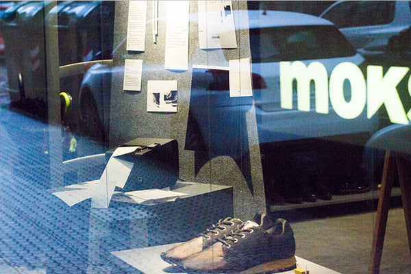 UN ESCAPARATE CON ZAPATOS Y OTRAS HISTORIAS - #zapatoseoutrashistorias
