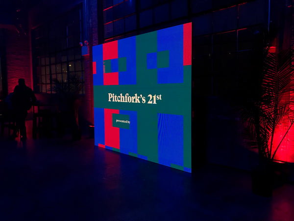 21 AÑOS PITCHFORK