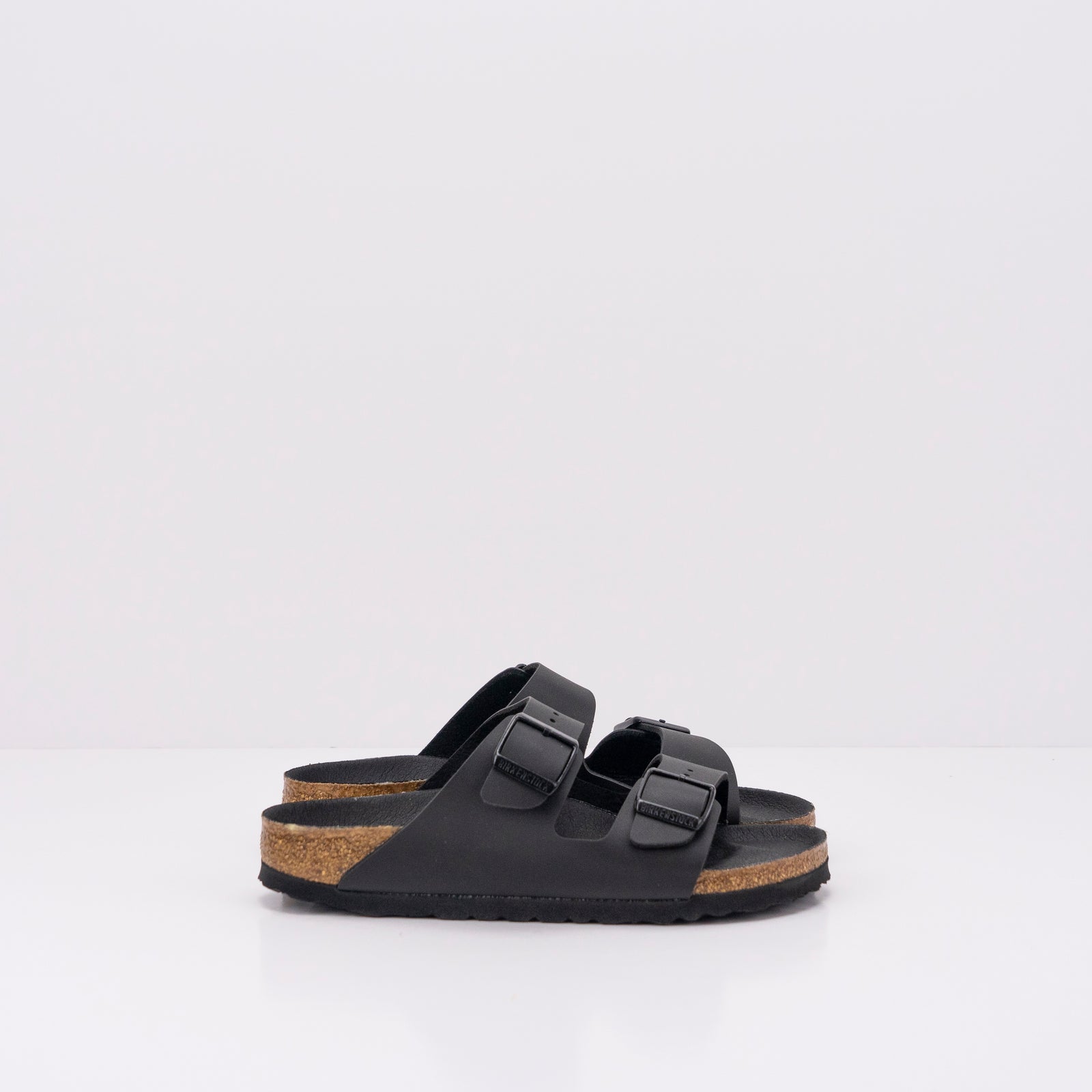 サンダル BIRKENSTOCK 'Arizona BS' sandals (1019069 TRIPLESBLACK) BIRKENSTOCK SANDAL IN BLACK COLOR ARIZONA TRIPLE BLACK