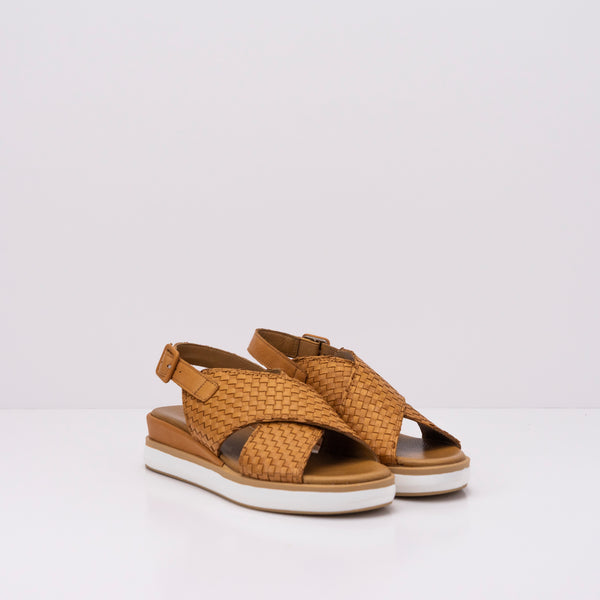 INUOVO - SANDAL - CAMEL BRAIDED 113050