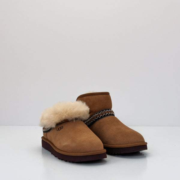 CLASSIC MINI CRESCENT UGG BOOTS HAIR | MOKSIN – Moksin