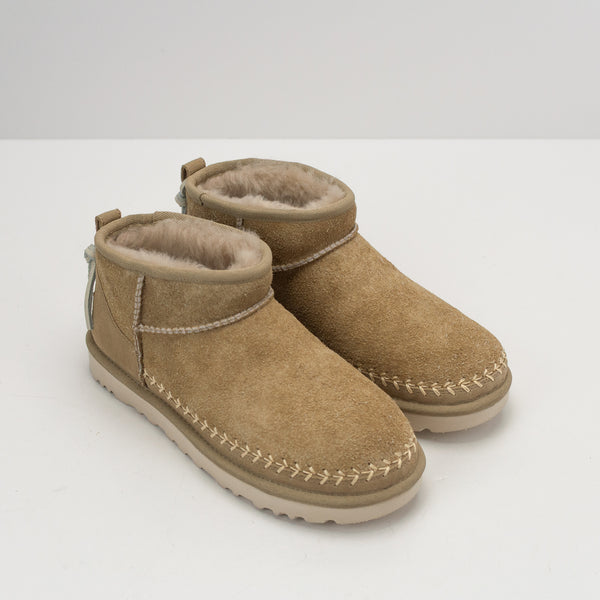 BOTA - UGG - CLASSIC ULTRA MINI BIARRITZ MUSTARD SEED