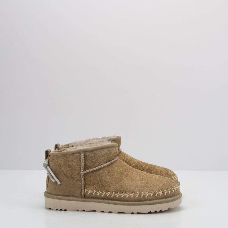 BOTA - UGG - CLASSIC ULTRA MINI BIARRITZ MUSTARD SEED