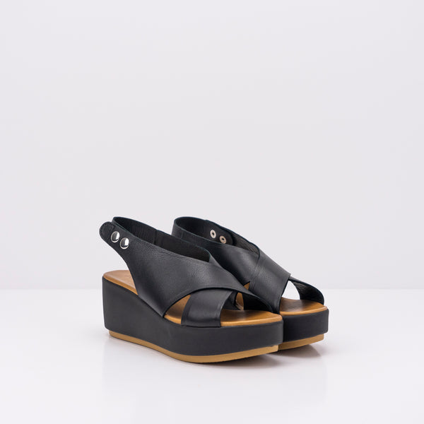 INUOVO - SANDAL - BLACK WEDGE 123031