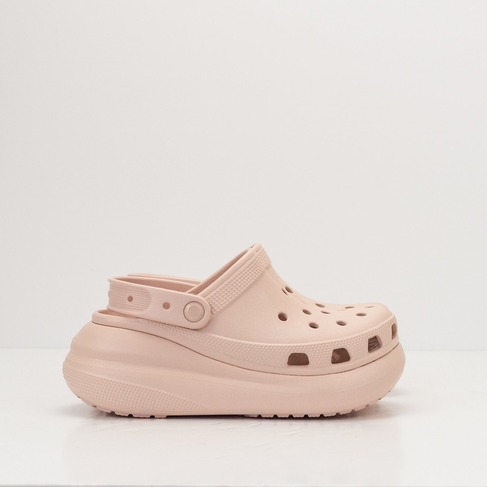 2075216UR-CROCS-3-RO_1600x.jpg