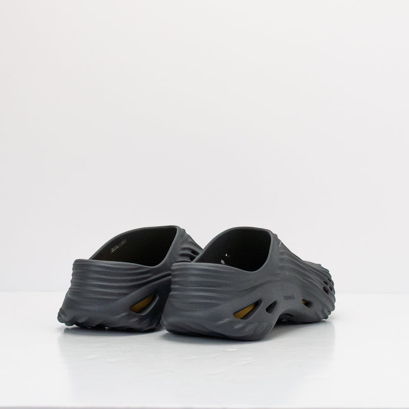 ZUECO - CROCS - ECHO WAVE BLACK SAND 210521-OLD