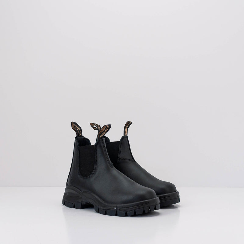 BLUNDSTONE BOOTS 2240 LUG BOOT BLACK - Main Image
