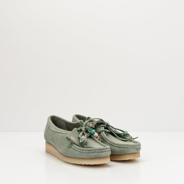 CLARKS - SHOE - WALLABEE SAGE SUEDE