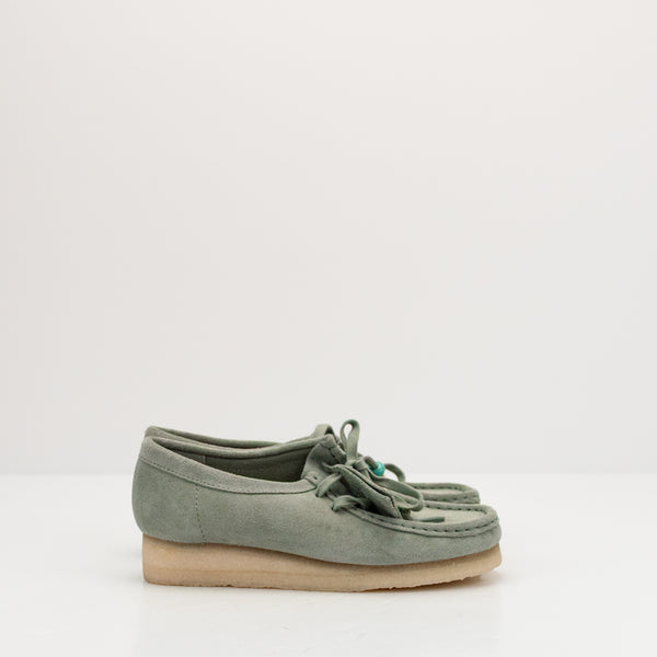 CLARKS - SHOE - WALLABEE SAGE SUEDE