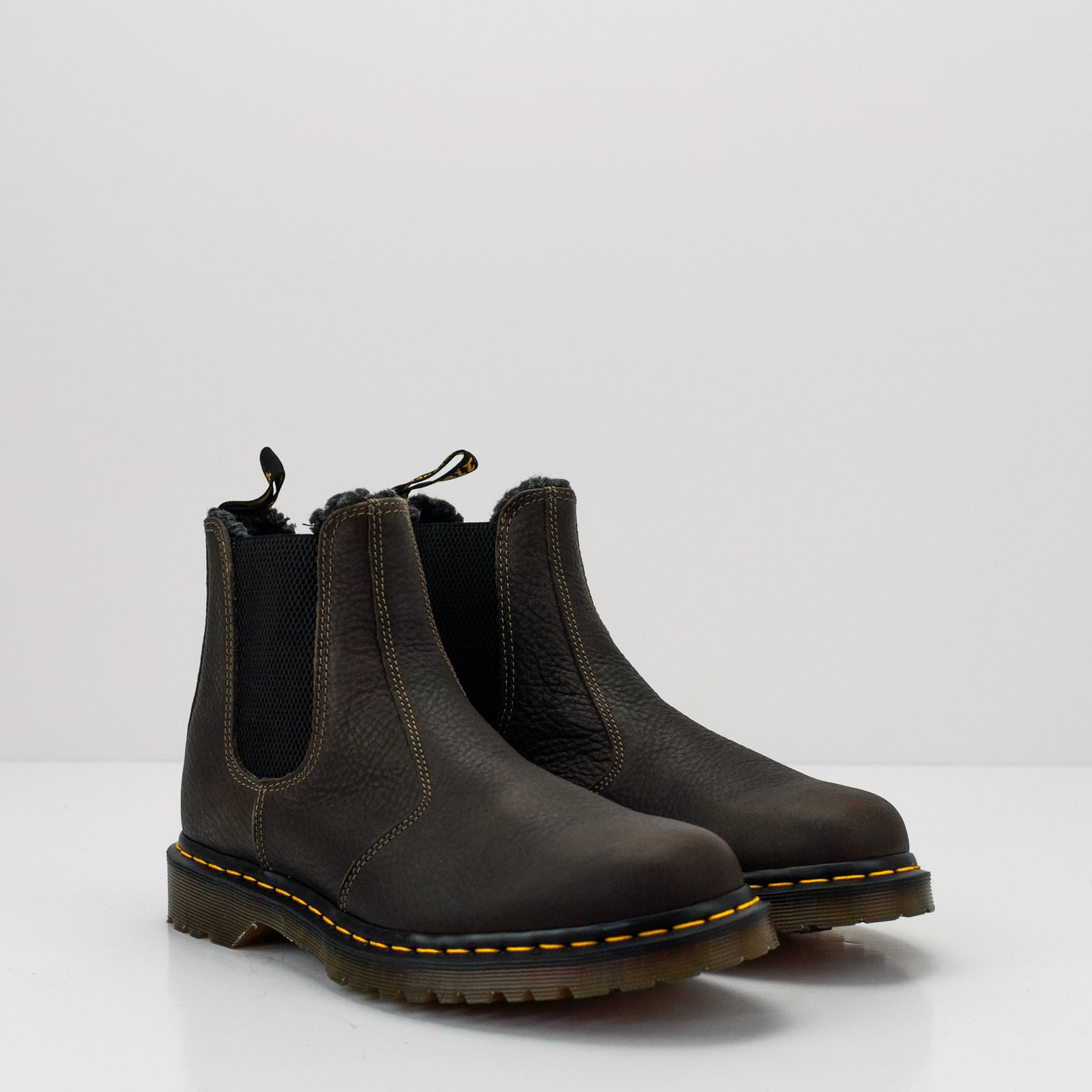 Dr martens snowplow chelsea clearance