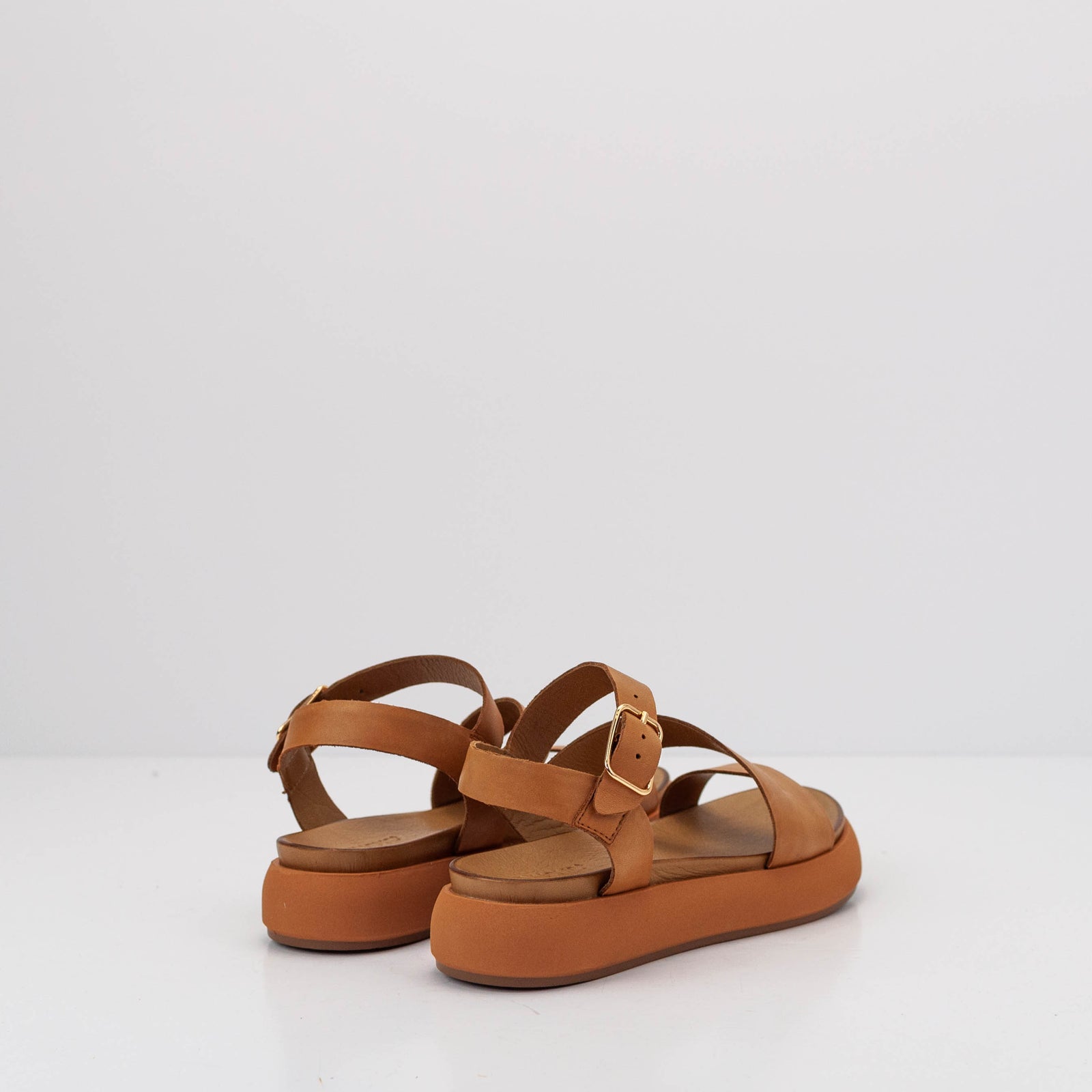 INUOVO SANDAL COCONUT A96001