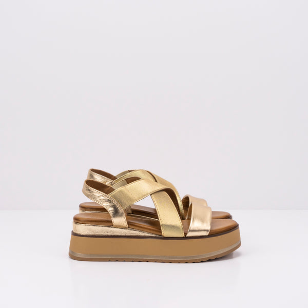 SANDALIA - INUOVO - PLATAFORMA ORO 983001