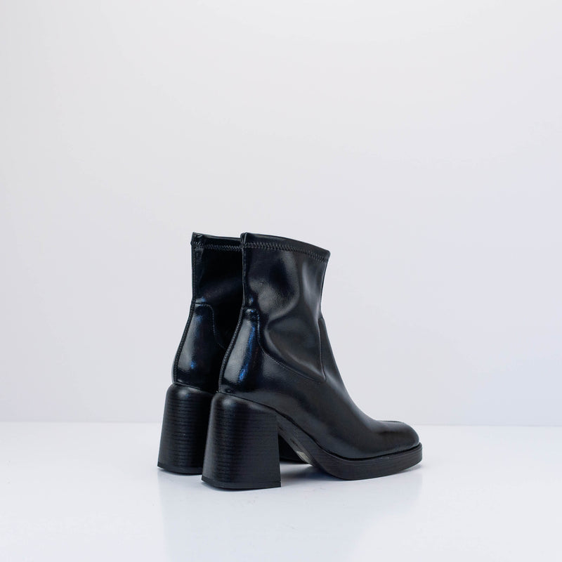 SEIALE - BOOTS - ARMIÑO BLACK PATENT