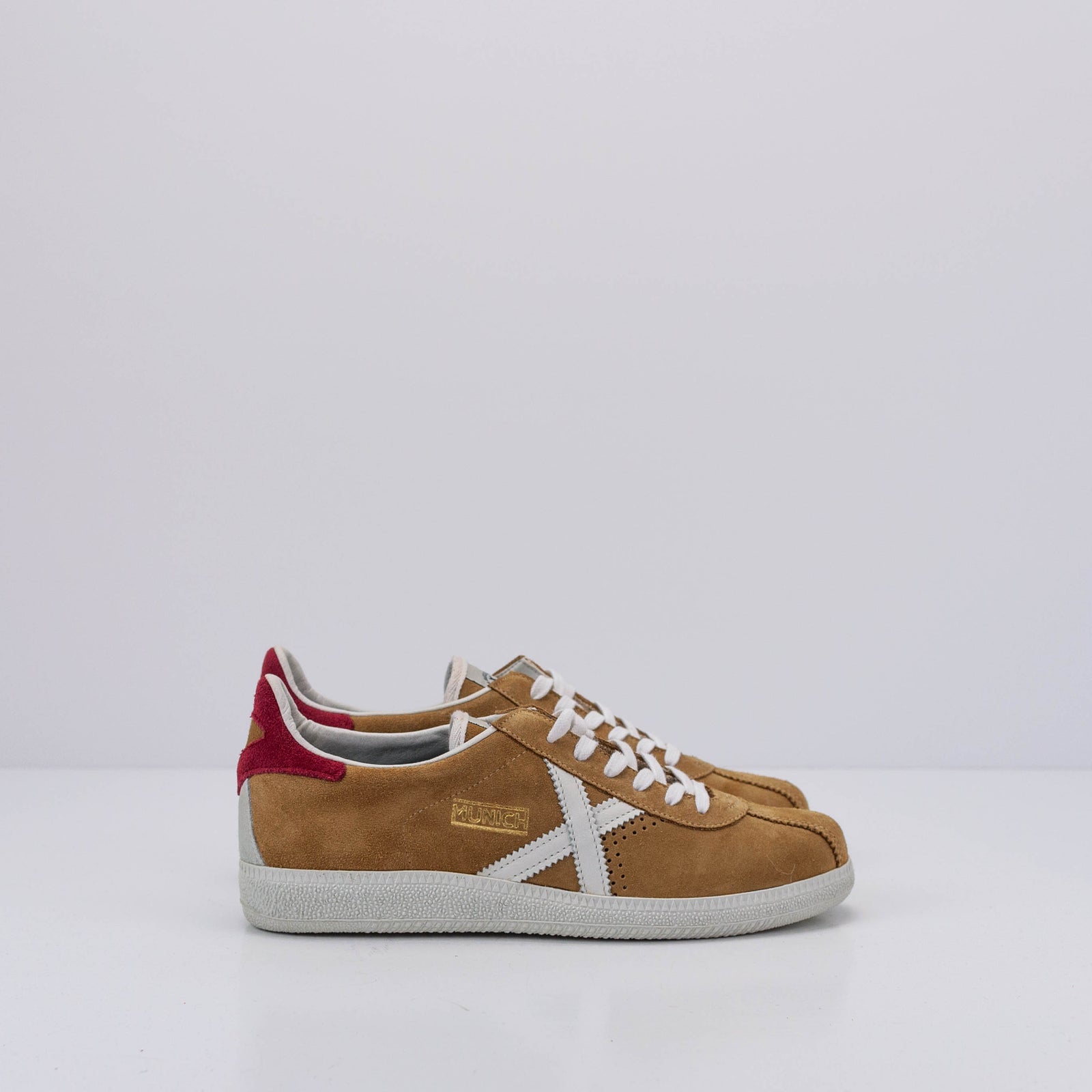 MUNICH TRAINER BARRU 149