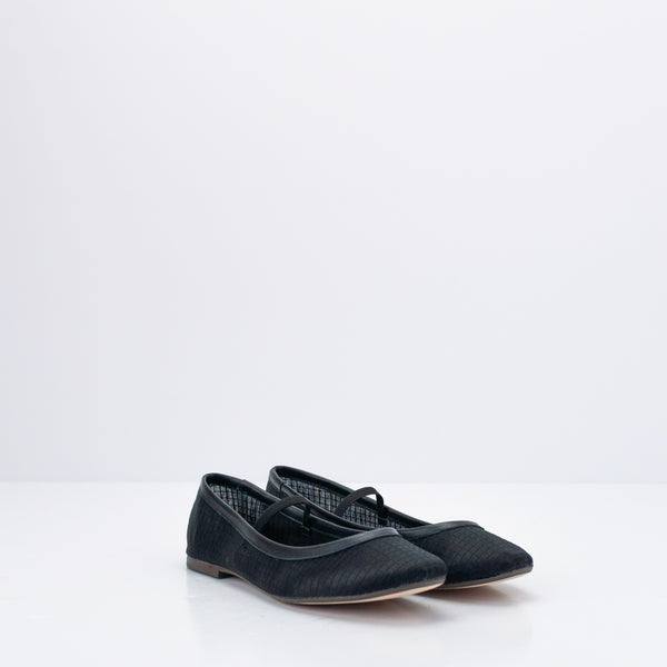 BAILARINA - SEIALE - COL