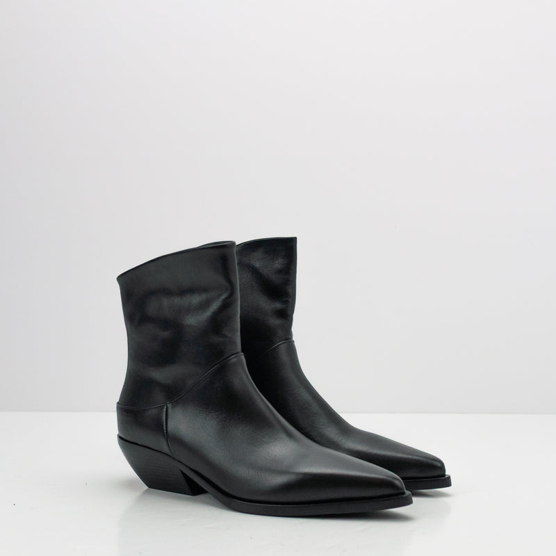 BOTIN - ELENA IACHI - E4520 NATURE NERO