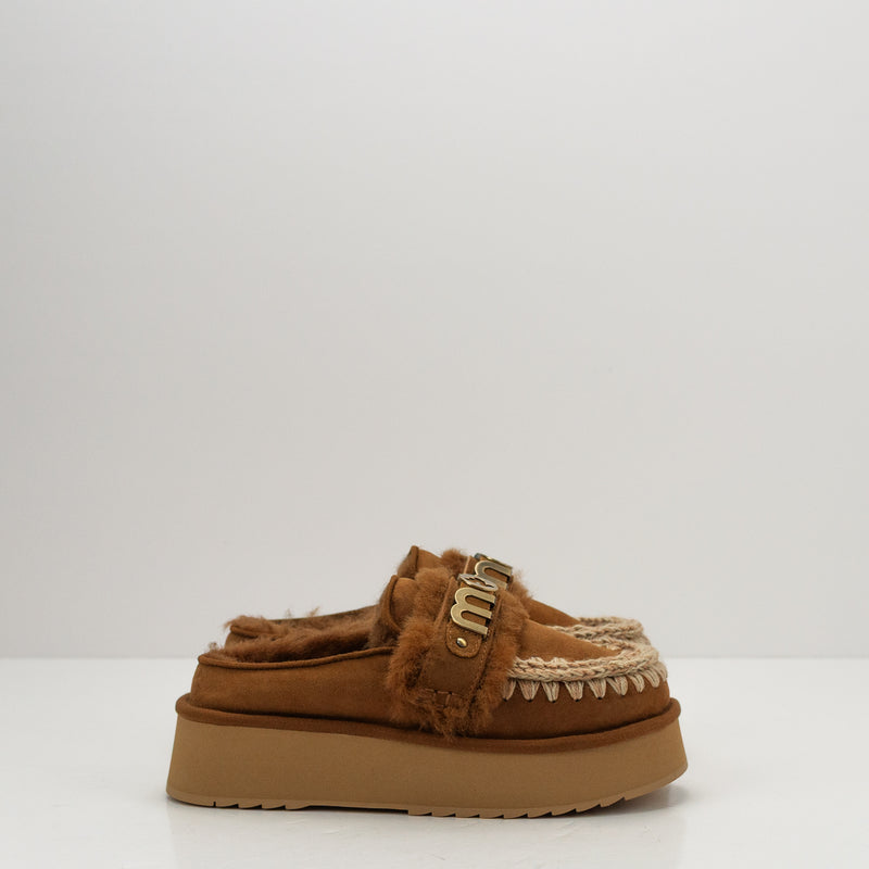 MOU - CLOG - PLATFORM CLOG LETTER LOGO COGNAC