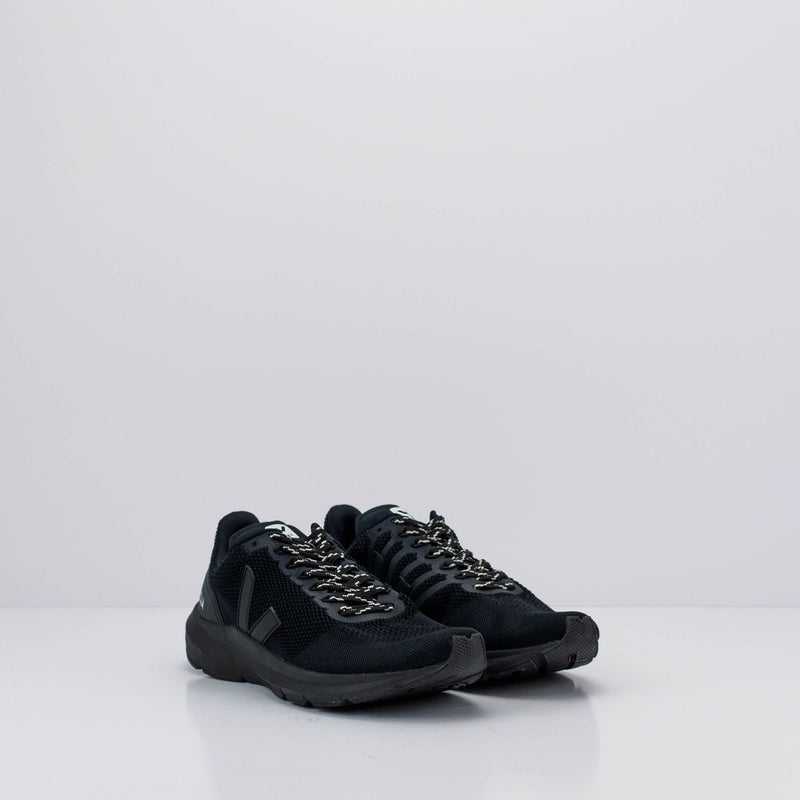 ZAPATILLA - VEJA - MARLIN V-KNIT FULL BLACK LT102456B