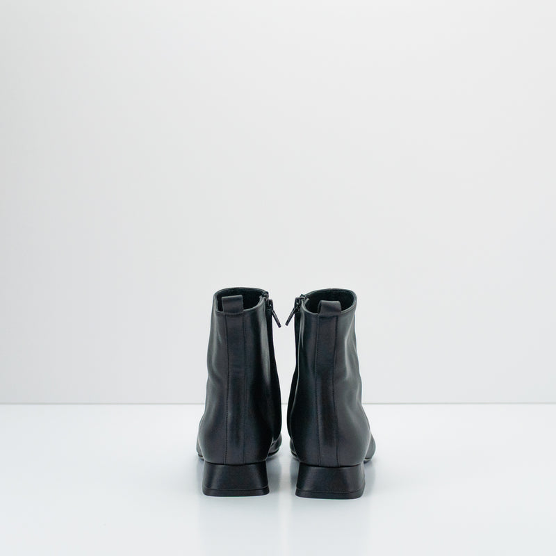 SEIALE - ANKLE BOOT - PUNTADA BLACK