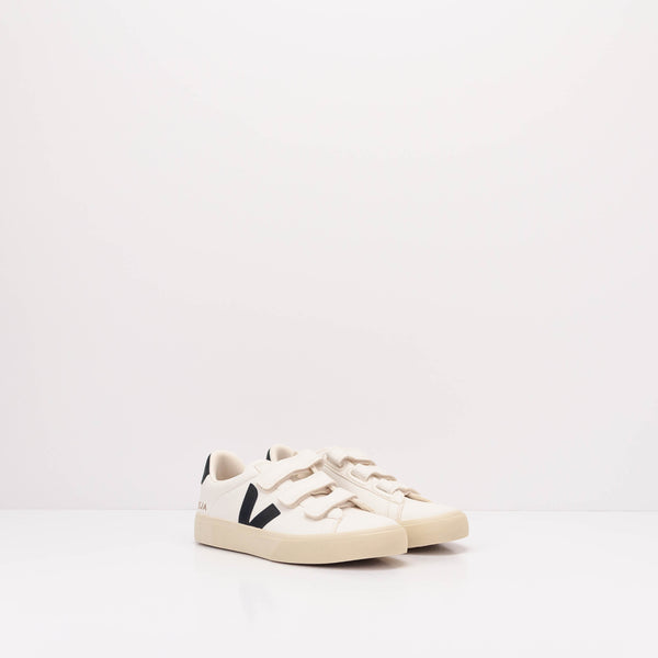 ZAPATILLA - VEJA - RECIFE LOGO CHROMEFREE LEATHER EXTRA WHITE BLACK RC052790