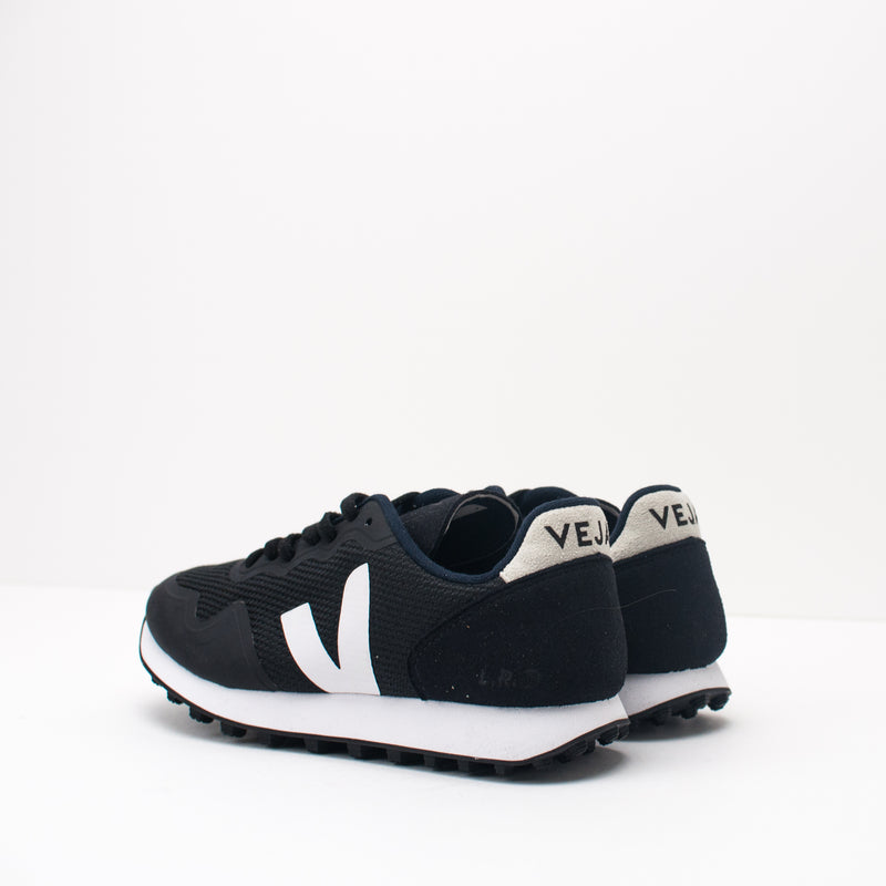 ZAPATILLA - VEJA - SDU TPU B-MESH BLACK WHITE RT0102698A