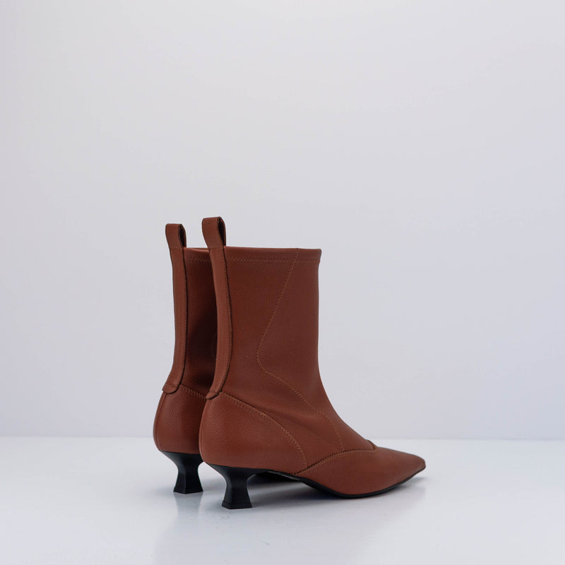 BOTIN - SEIALE - RUA CAMEL