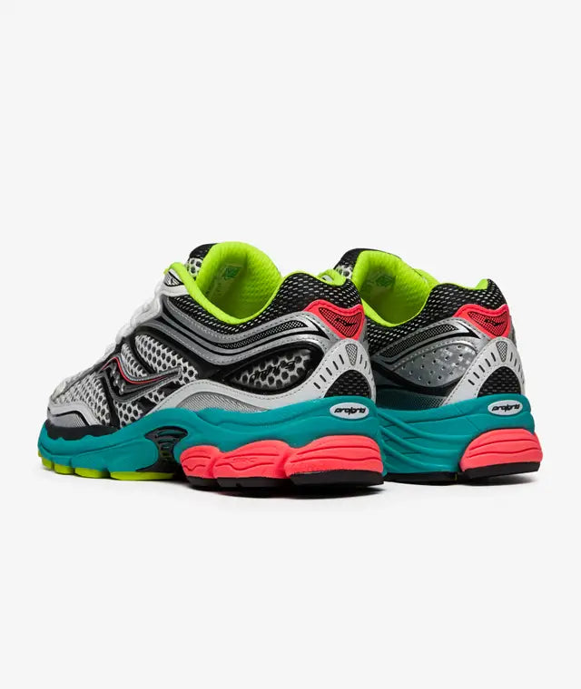 ZAPATILLA - SAUCONY - PROGRID OMNI 9 SILVER MUTANT