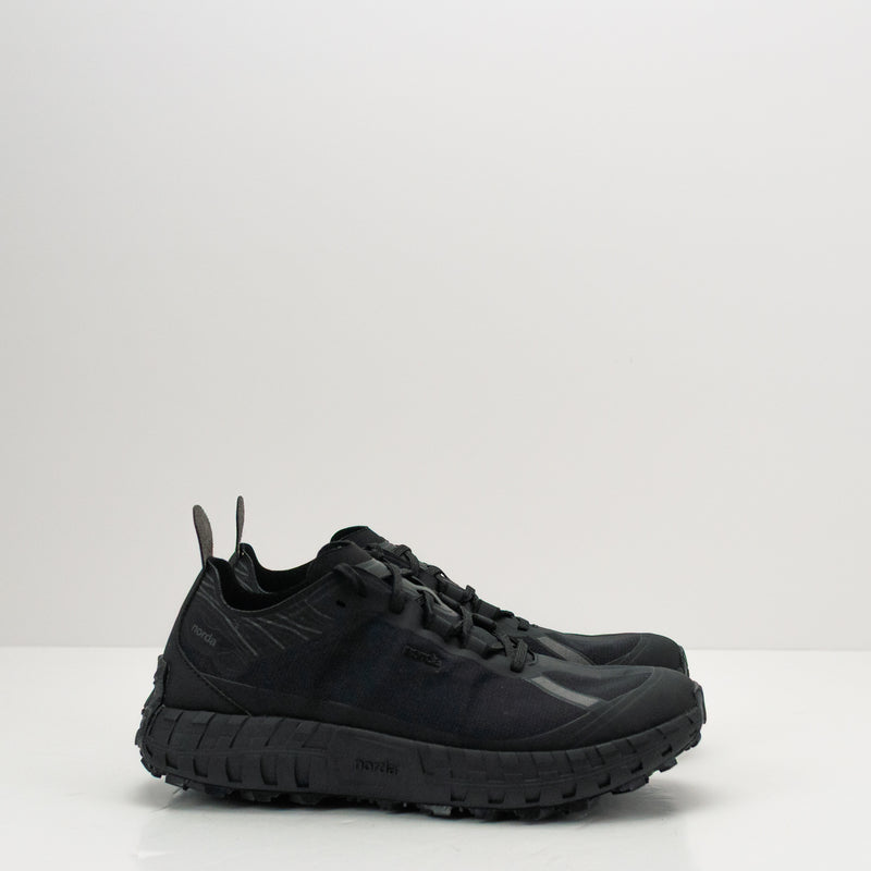 ZAPATILLA - NORDA - 001 G+ STEALTH BLACK HOMBRE