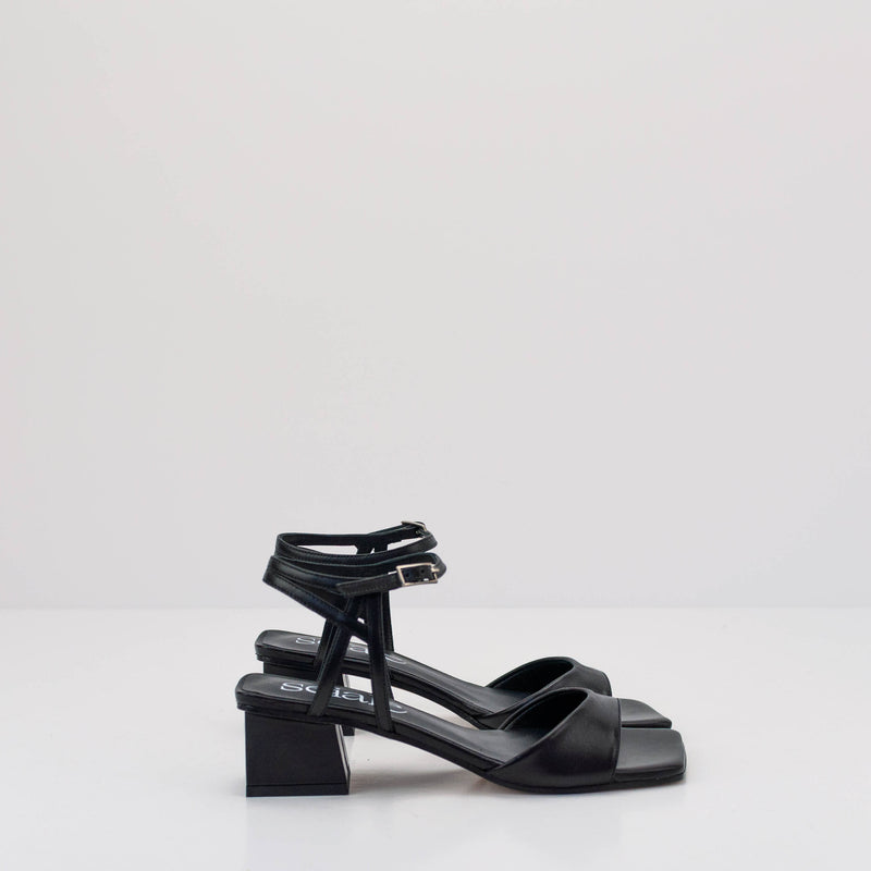 SEIALE - SANDALS - TRES NEGRO