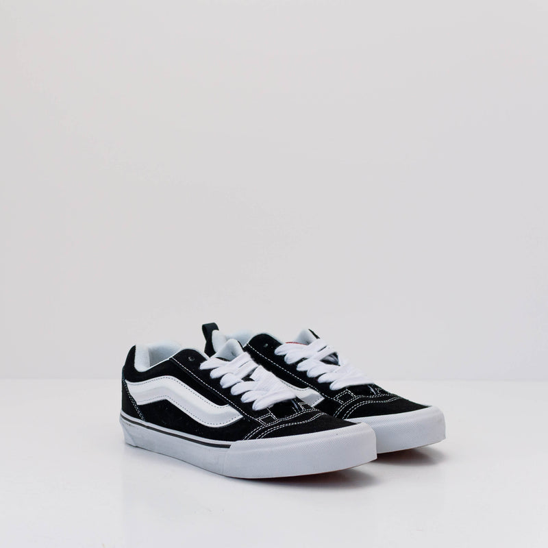 VANS KNU SKOOL SNEAKER BLACK TRUE WHITE VN0009QC6BT1 VANS – Moksin