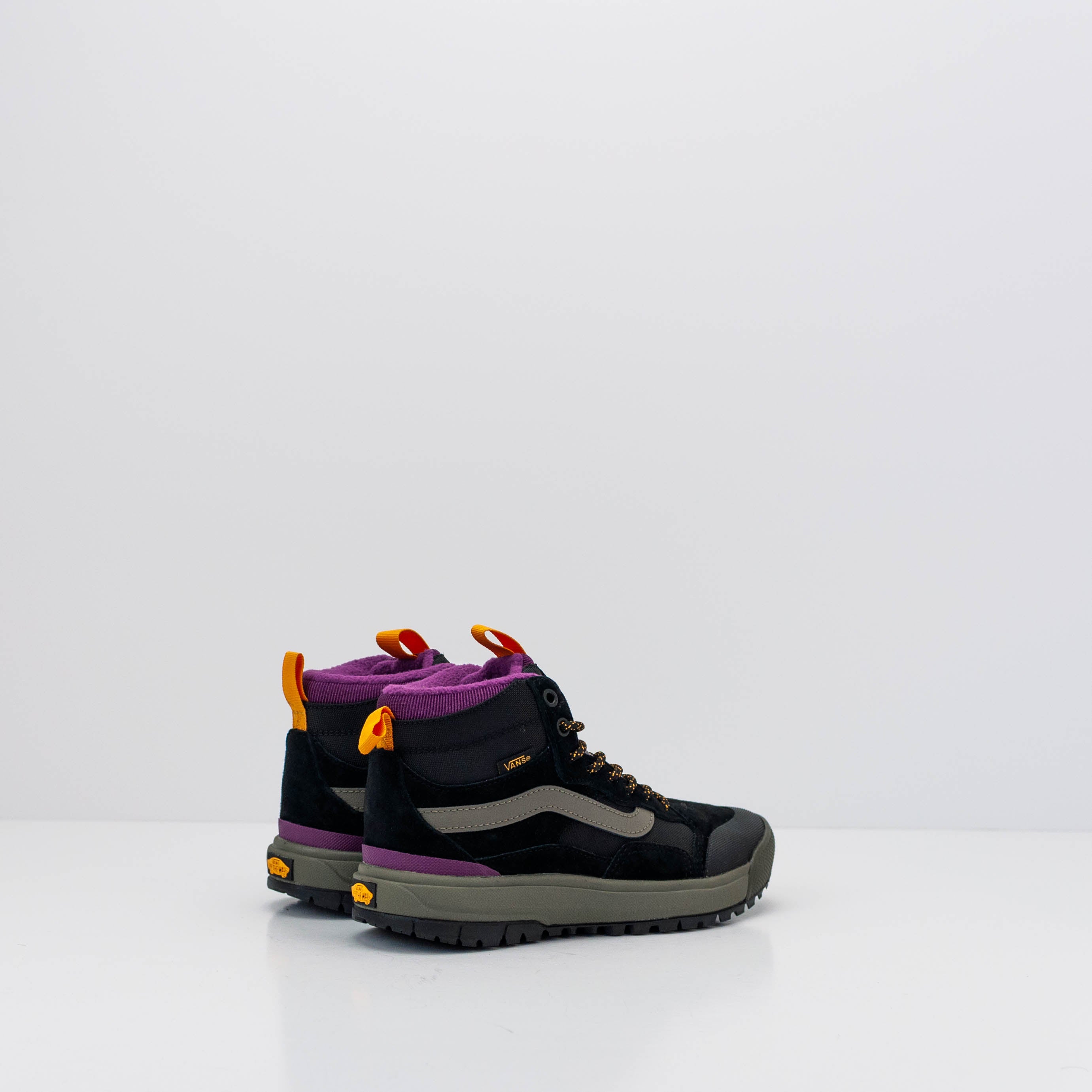 BOTINES DEPORTIVOS VANS ULTRARANGE EXO HI MTE-1 VN0A5KS5BMV | MOKSIN ...