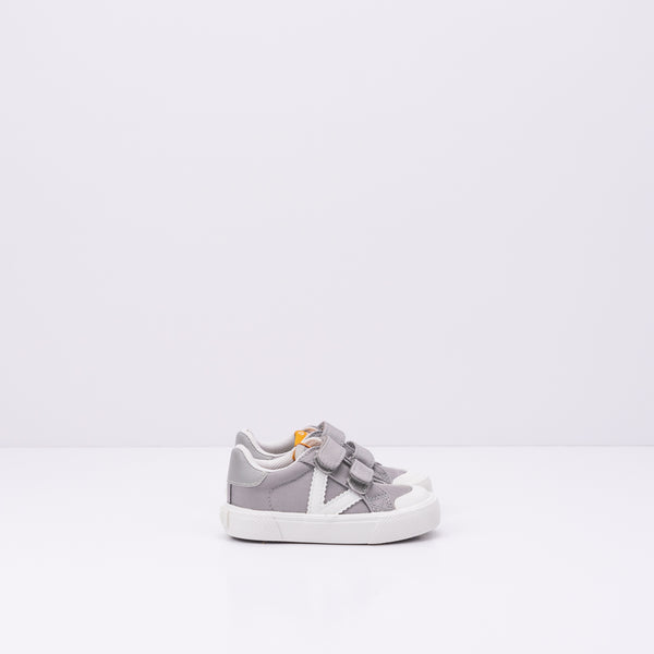 ZAPATILLA - VICTORIA - TRIBU GRIS NYLON 1065172