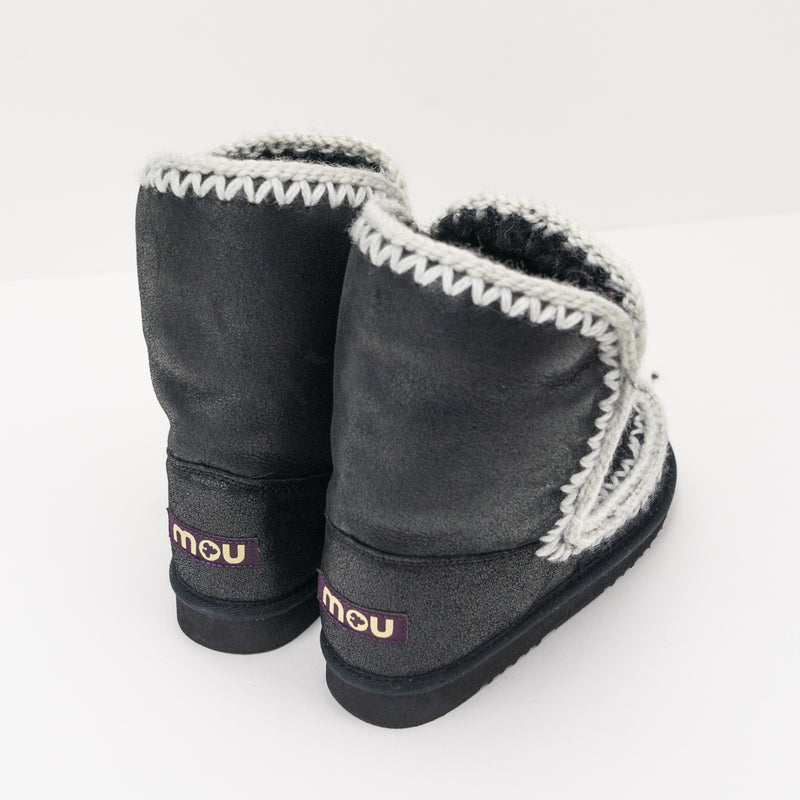 BOTA - MOU - 101023B ESKIMO 24 WITH CROSS STITCH CBKG