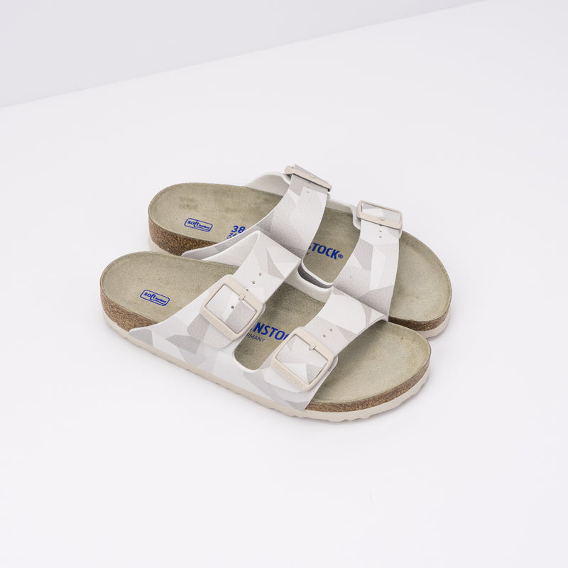 BIRKENSTOCK - SANDAL - ARIZONA DESERT SOIL GEO CAMO SNOW WHITE 1024871