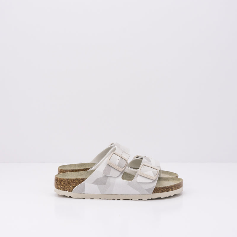 BIRKENSTOCK SANDAL ARIZONA DESERT SOIL GEO CAMO SNOW WHITE 1024871