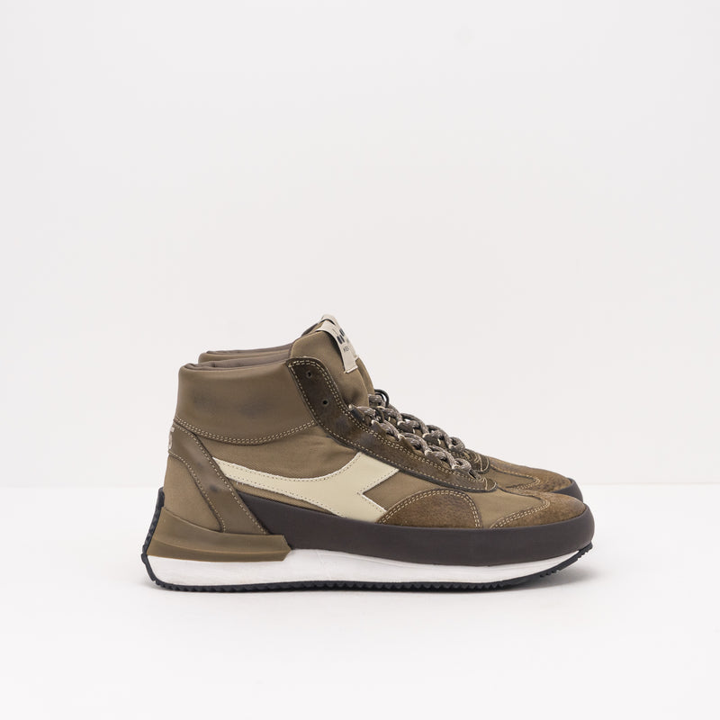 BOTIN - DIADORA HERITAGE - EQUIPE MID MAD NUBUCK SW 201.179022 01 30027