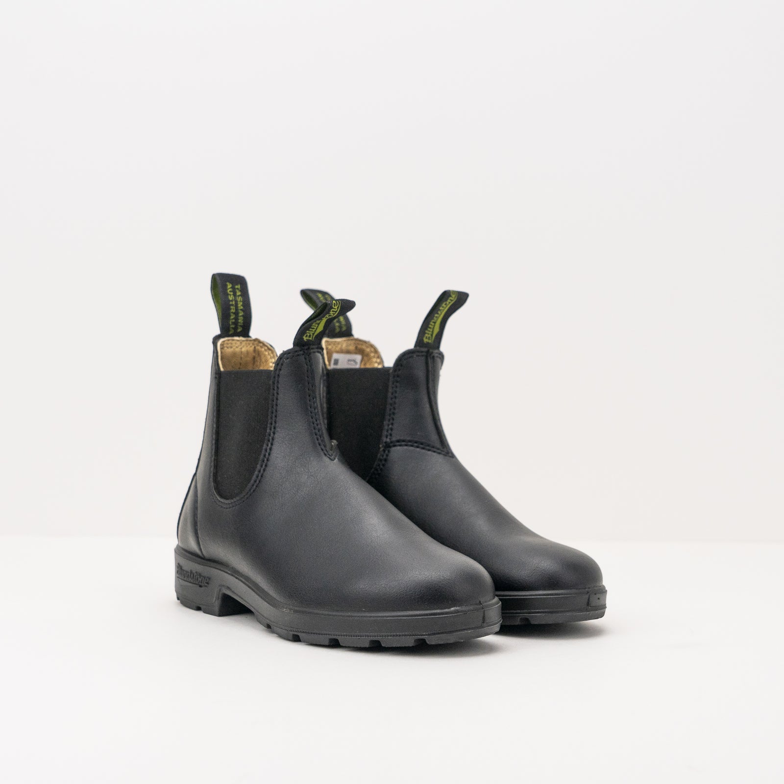 BLUNDSTONE VEGAN BOOT 2215 BLACK MOKSIN Moksin