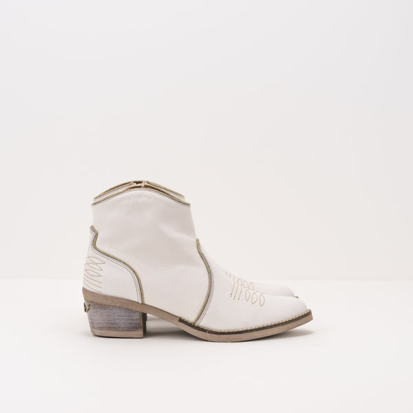 BOTIN - NEMONIC - 2273 TEXAS SAUVAGE BLANCO