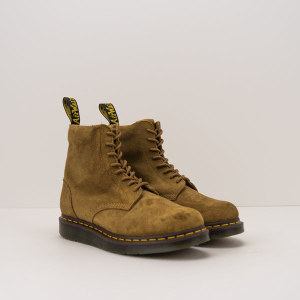 Dr martens suede boots top
