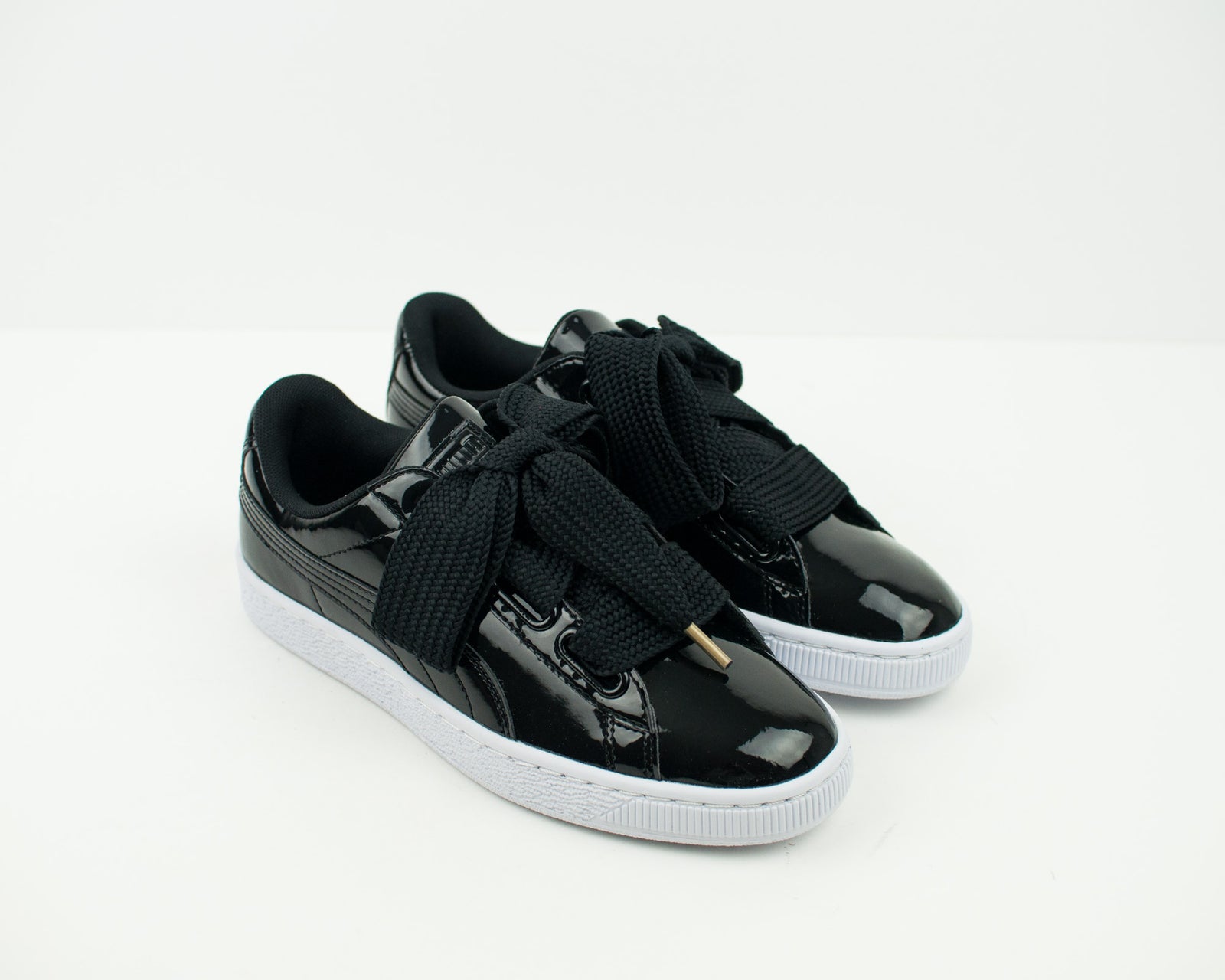 Puma basket heart black patent hotsell
