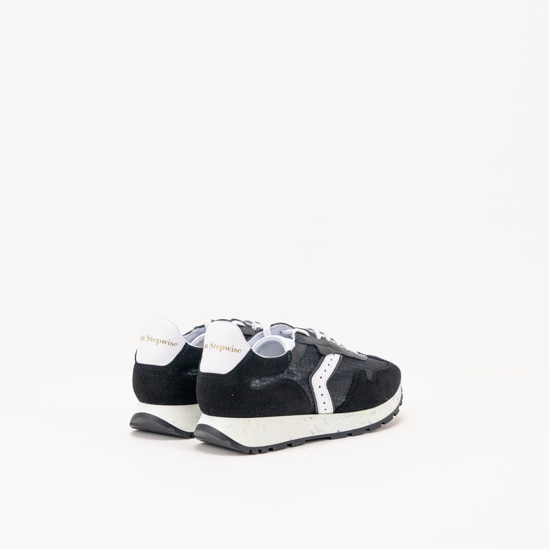 BRYAN STEPWISE - SNEAKERS - KAIA BLACK