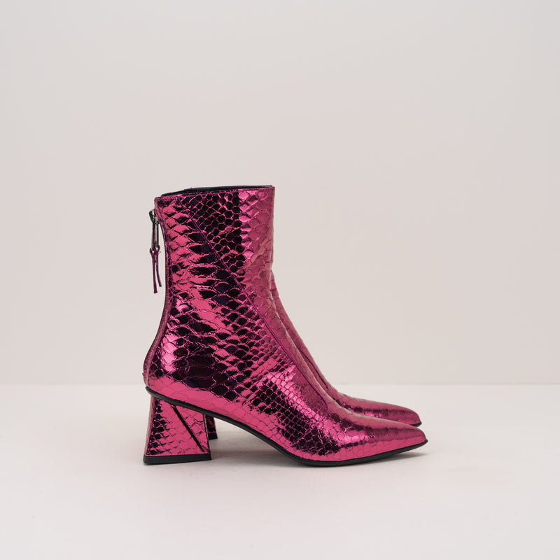 BOTIN - STRATEGIA - A5253 BANGKOK FRAGOLA