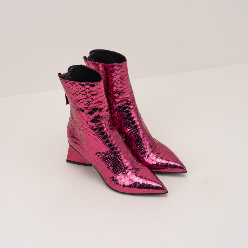 BOTIN - STRATEGIA - A5253 BANGKOK FRAGOLA