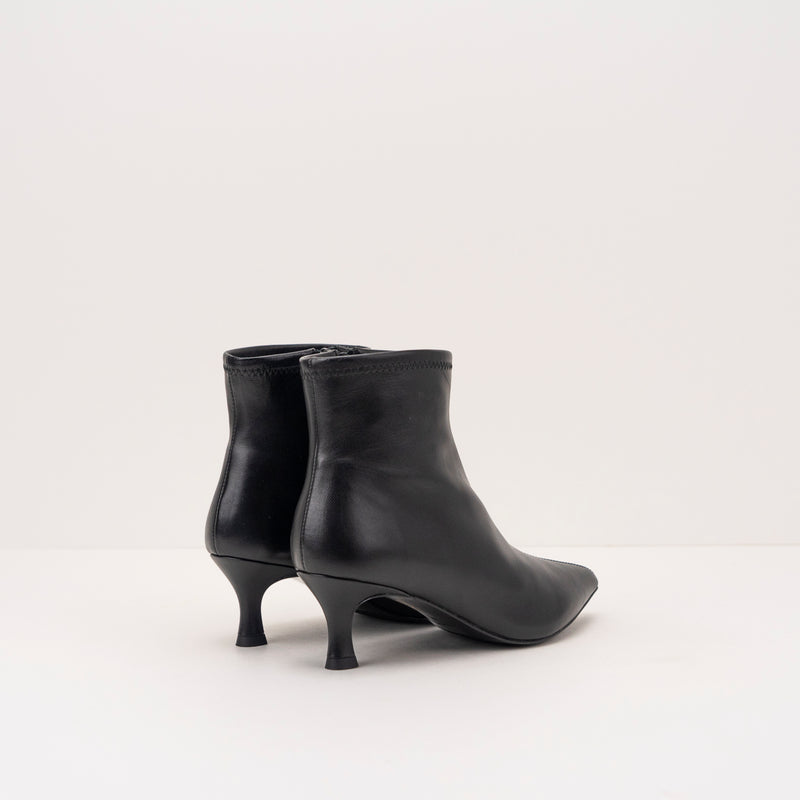 SEIALE - BOOTS - ENTULLO