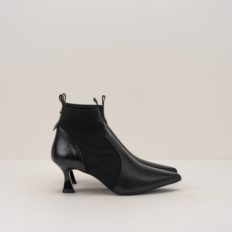 SEIALE - BOOTS - ENXAME