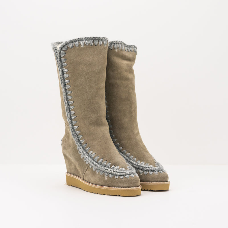 BOTA - MOU - ESKIMO FRENCH TOE WEDGE TALL DKST 151000A