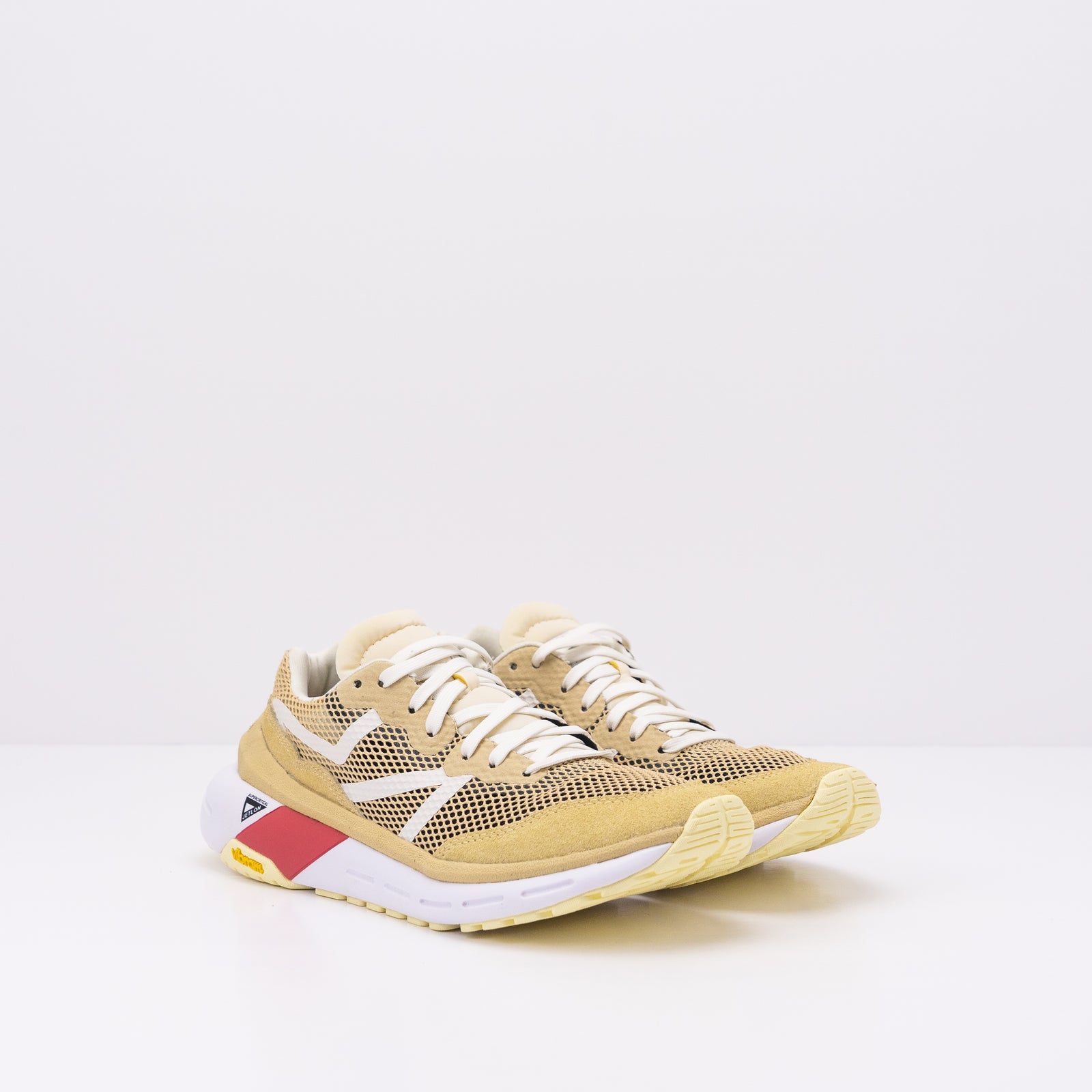 M484BBC-BRANDBLACK-1-CA_1600x.  display picture 1