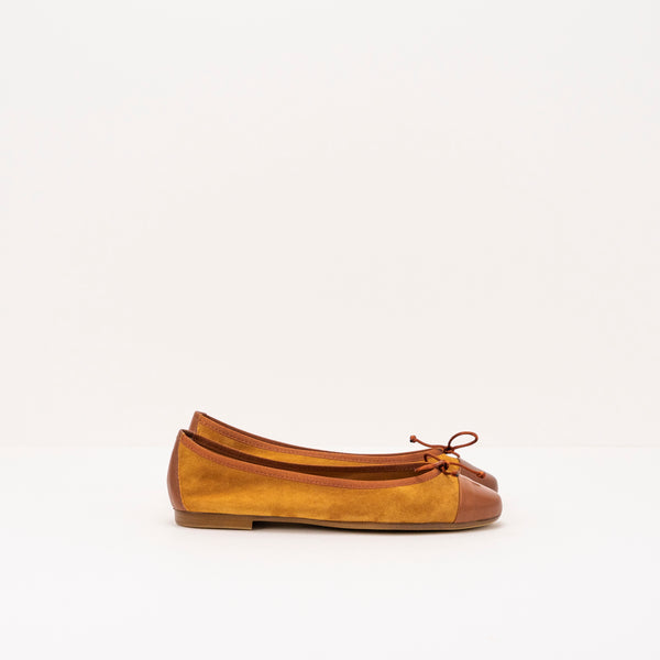 BALLERINA - SEIALE - HOSTE CAMEL