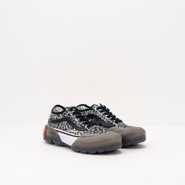 ZAPATILLA - VANS - DOTS OLD SKOOL TAPERED VN0A7Q5VAXK1