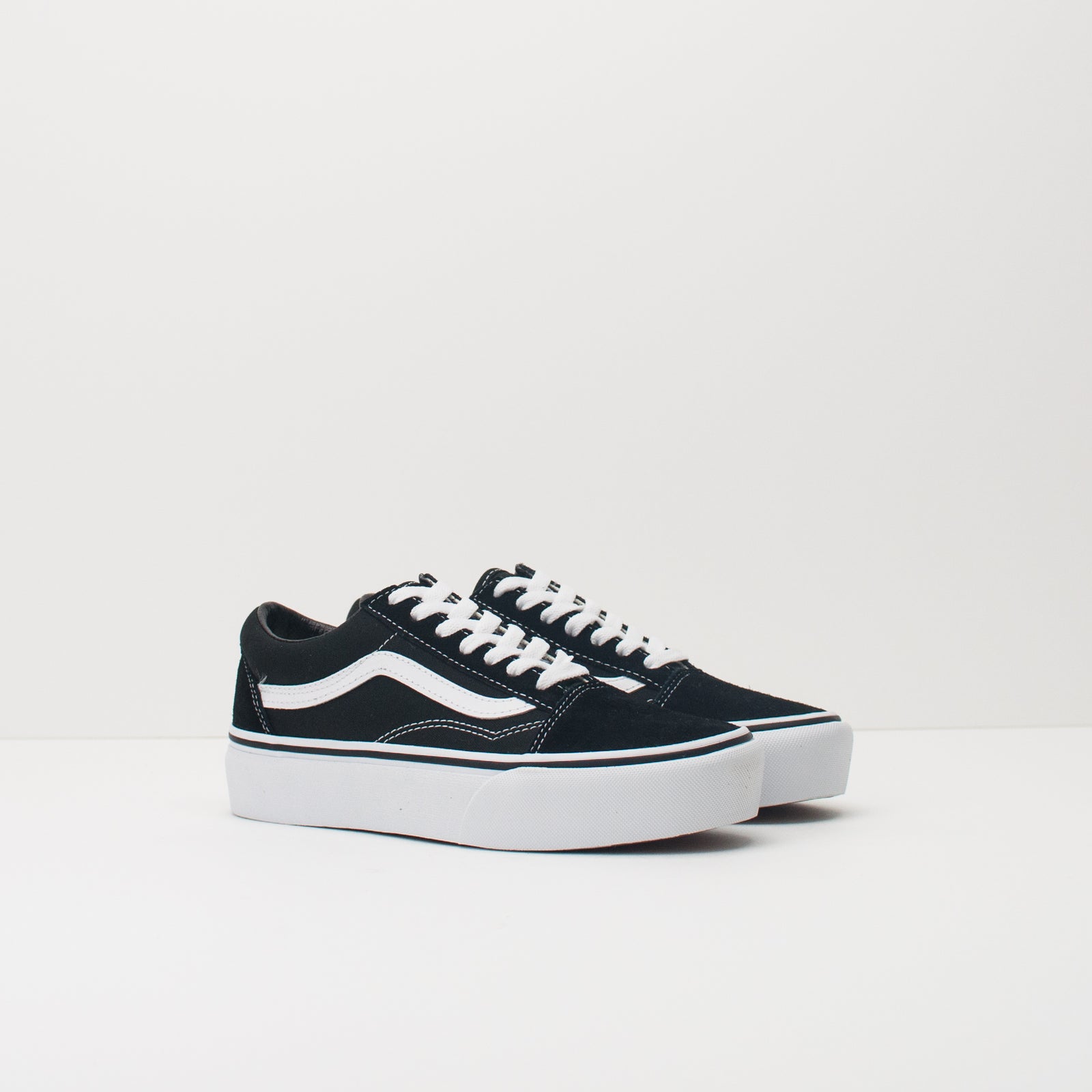 Platform old skool store